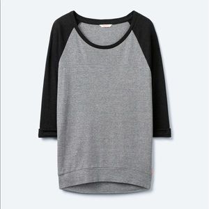Aritzia TNA Del Mar Relax Fit Baseball Tee